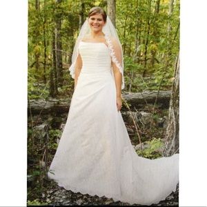 Beautiful Impression Bridal Gown size 14.
